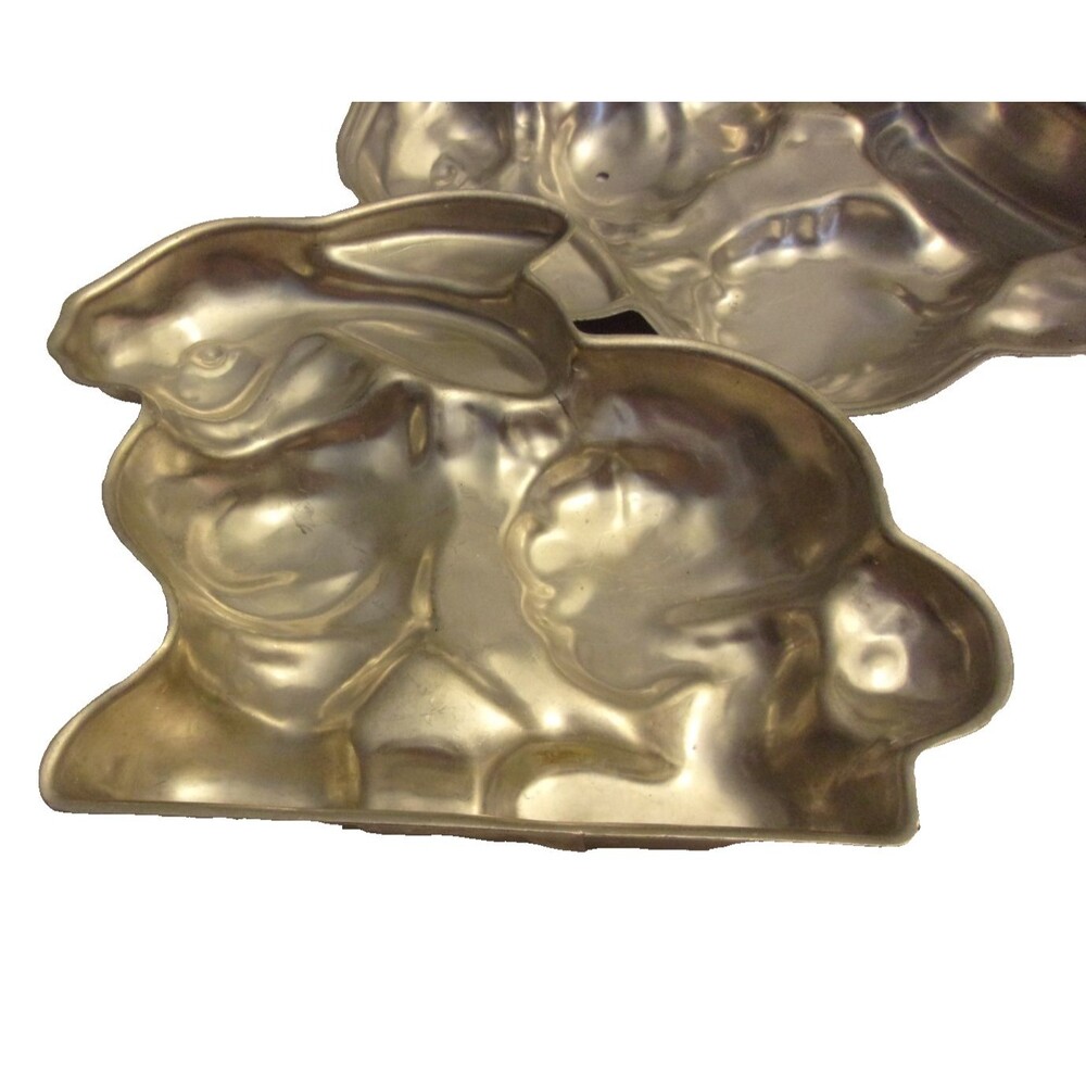 Two Piece Bunny Rabbit Aluminum Cake Pan Baking Mold Vintage - Picture 4 of 7